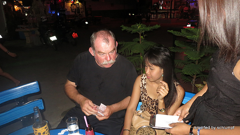 10.10.2013 Smurf Bar