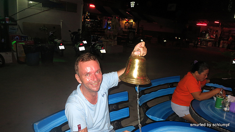 10.10.2013 Smurf Bar