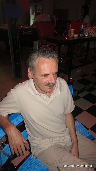 10.10.2013 Smurf Bar