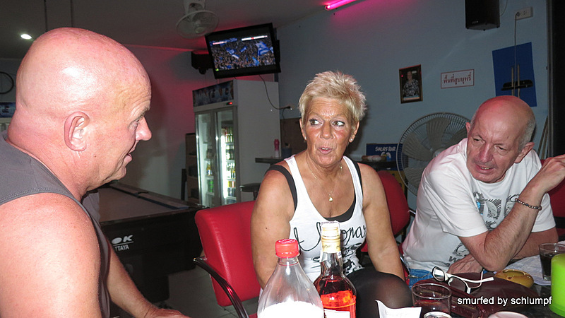 10.10.2013 Smurf Bar