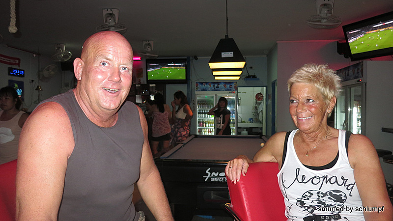 10.10.2013 Smurf Bar