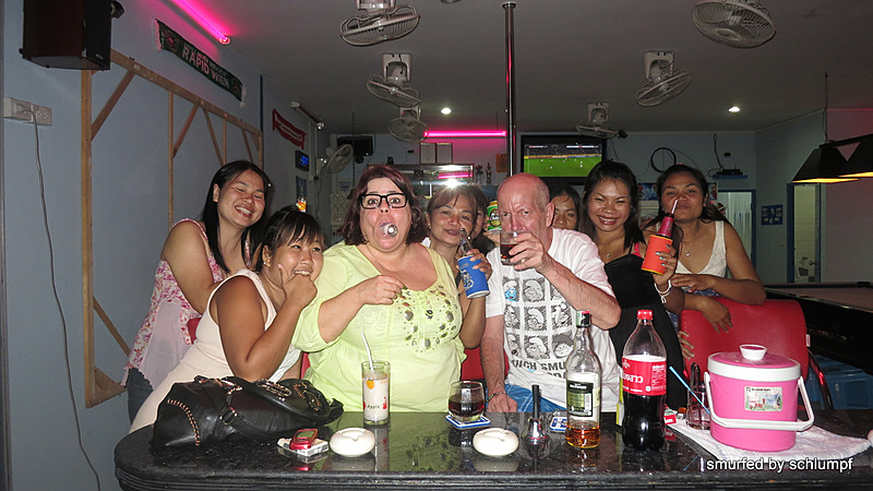 10.10.2013 Smurf Bar