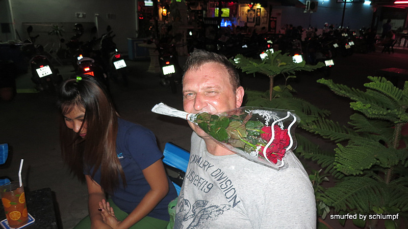 10.11.2013 Smurf Bar