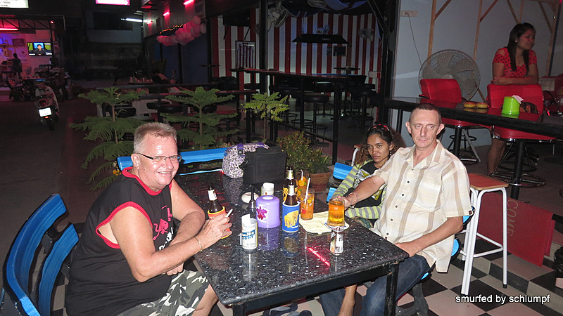 10.11.2013 Smurf Bar