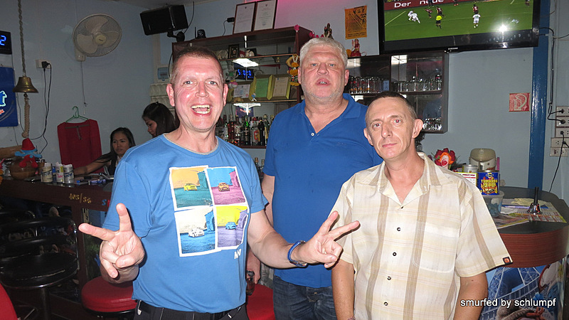 10.11.2013 Smurf Bar