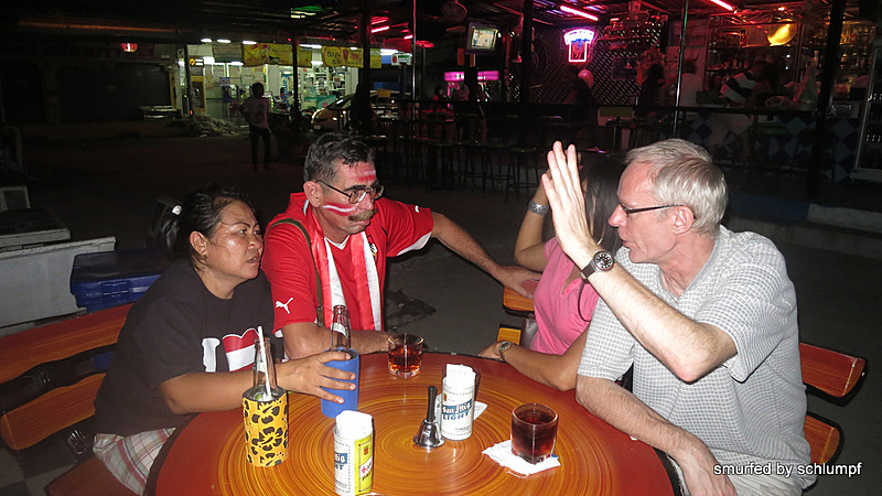 11.10.2013 Smurf Bar