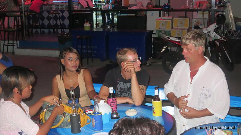12.06.2013 Smurf Bar