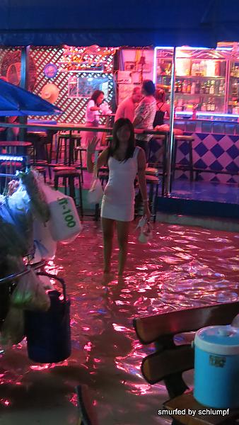 12.06.2013 Smurf Bar