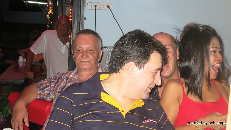 12.06.2013 Smurf Bar