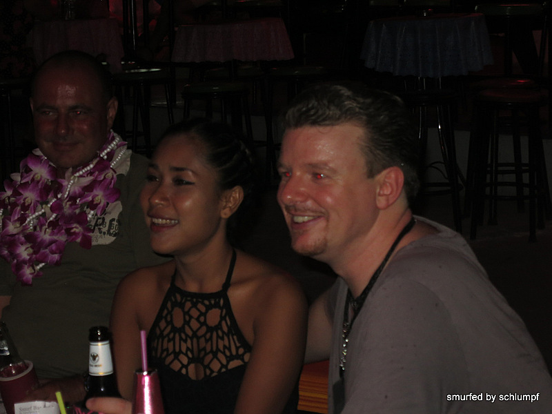 12.08.2013 Smurf Bar