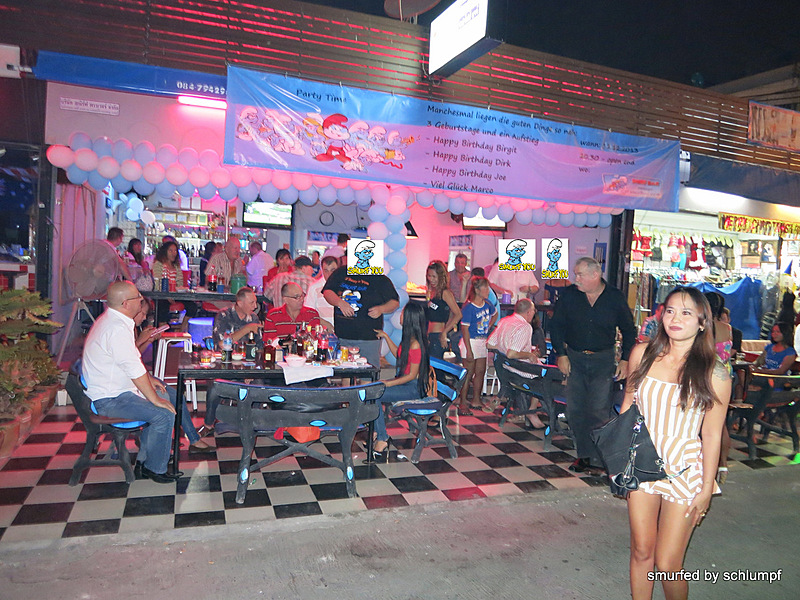 12.12.2013 Smurf Bar