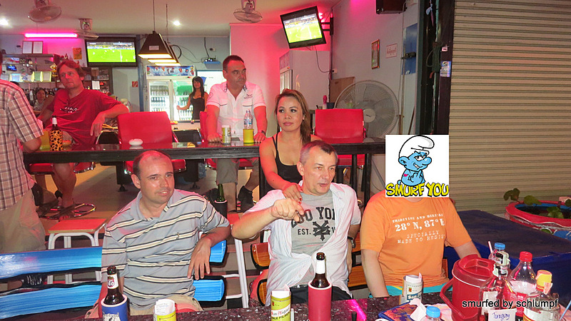 13.11.2013 Smurf Bar