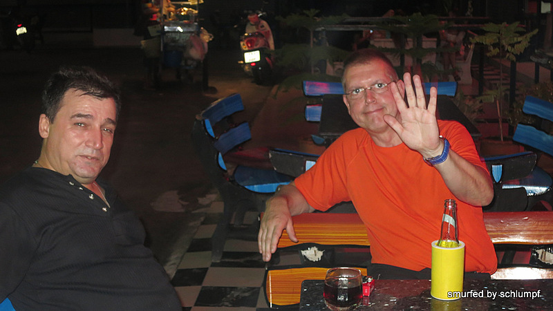 13.11.2013 Smurf Bar