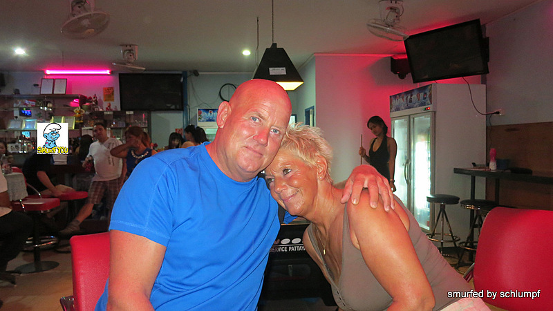 13.11.2013 Smurf Bar
