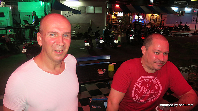 14.11.2013 Smurf Bar