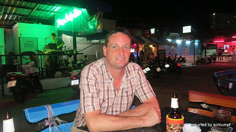 14.11.2013 Smurf Bar