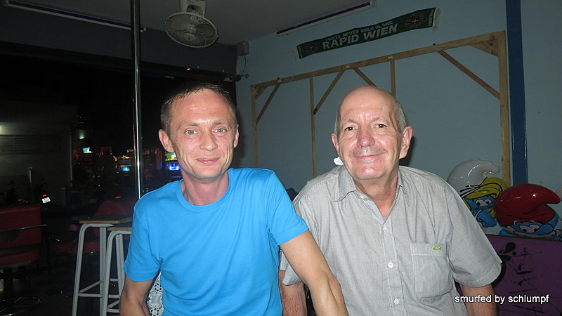 15.11.2013 Smurf Bar