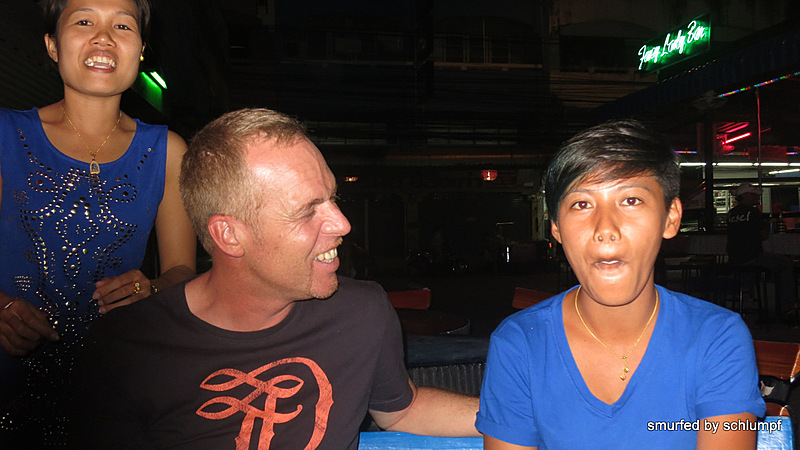 16.08.2013 Smurf Bar