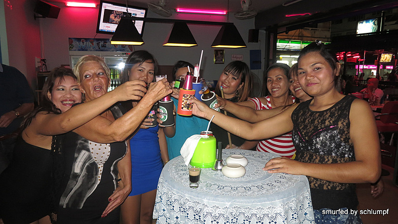16.11.2013 Smurf Bar