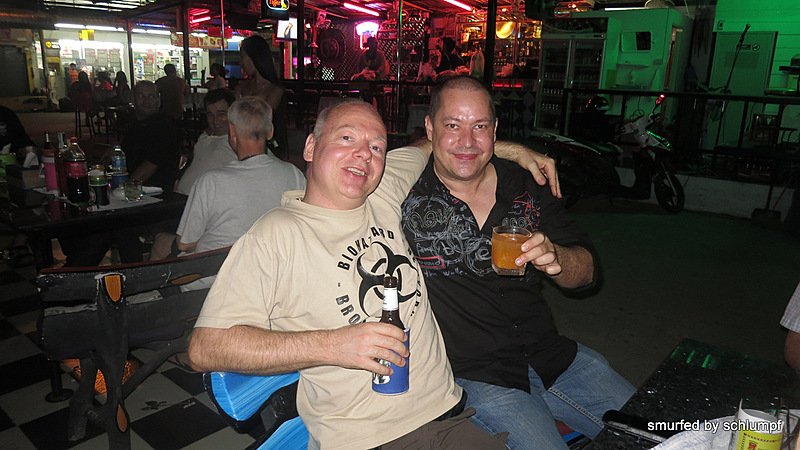 16.11.2013 Smurf Bar
