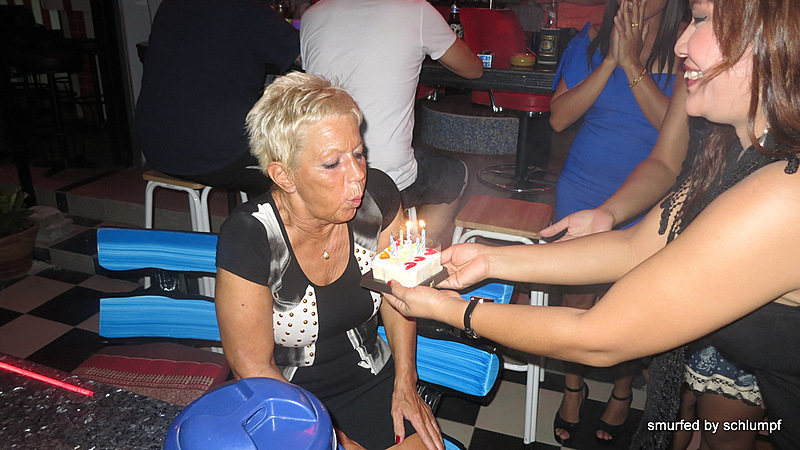 16.11.2013 Smurf Bar