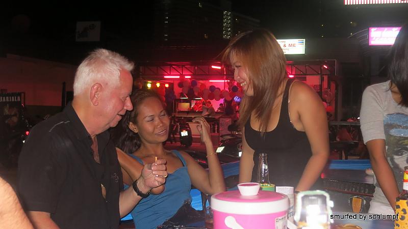 19.06.2013 Smurf Bar
