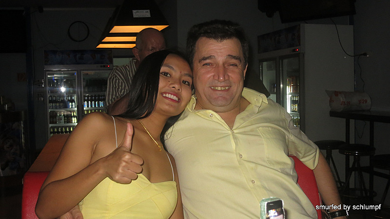 19.11.2013 Smurf Bar