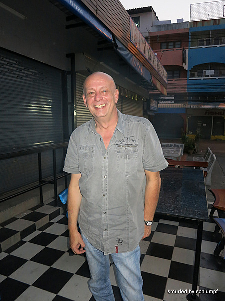 2014-01-05 Smurf Bar