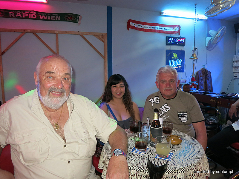 2014-01-17 Smurf Bar