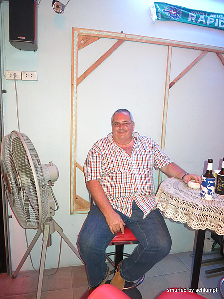 2014-02-03 Smurf Bar