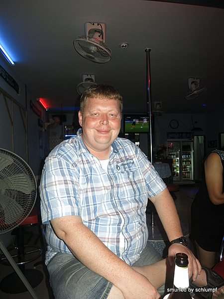 2014-02-04 Smurf Bar