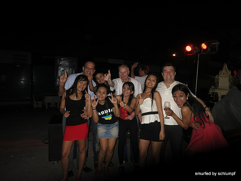 2014-02-04 Smurf Bar