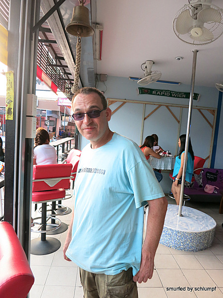 2014-02-06 Smurf Bar