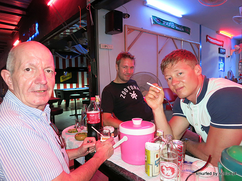 2014-02-06 Smurf Bar