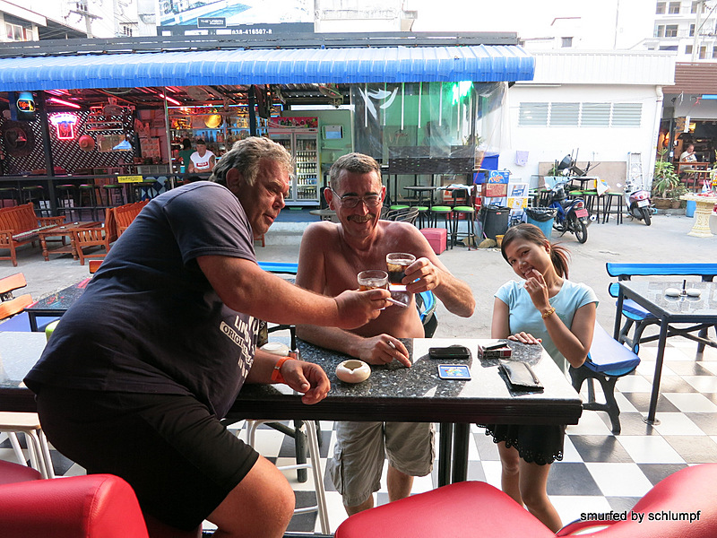 2014-02-06 Smurf Bar