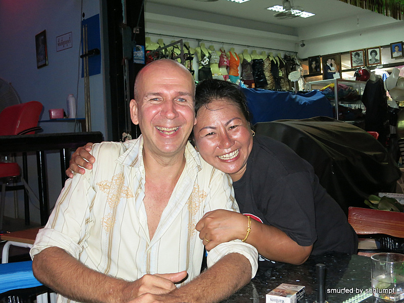 2014-02-06 Smurf Bar