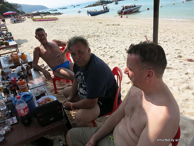2014-02-06 Smurf Bar