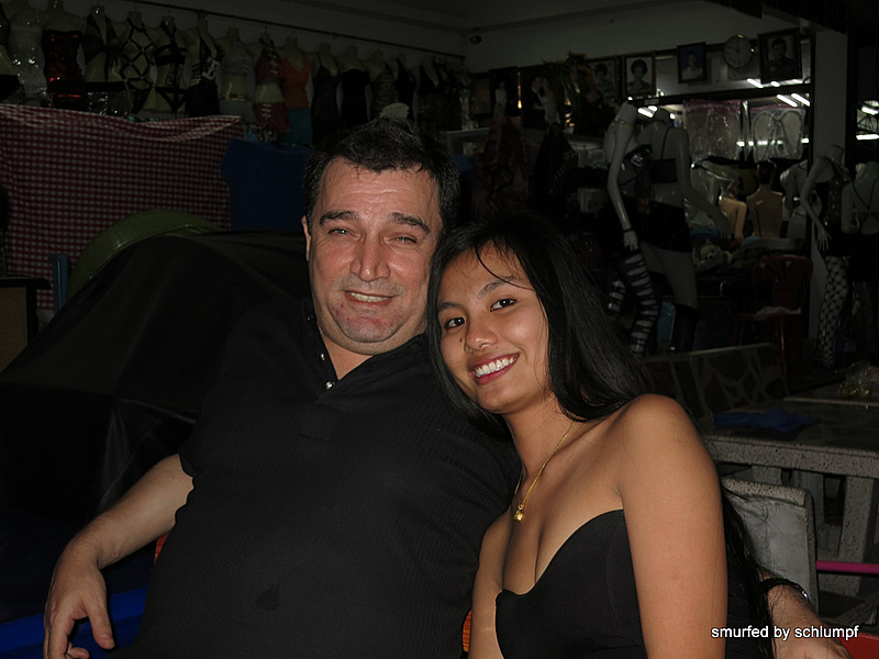 2014-02-10 Smurf Bar