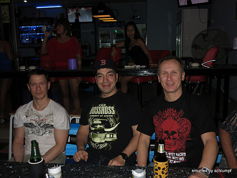 2014-02-10 Smurf Bar