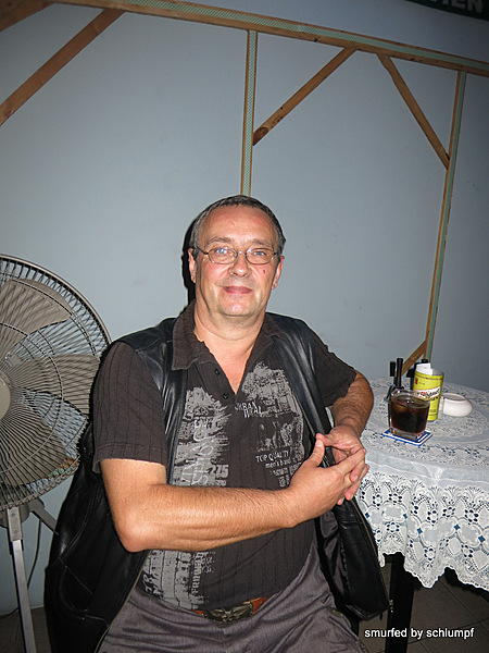 2014-02-12 Smurf Bar