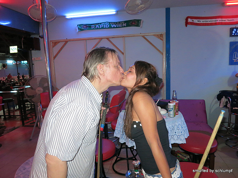 2014-02-12 Smurf Bar