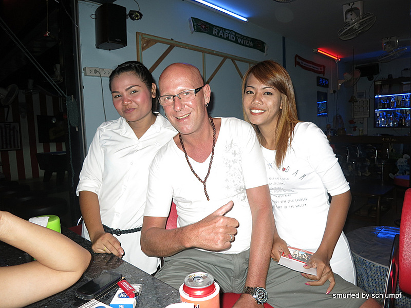 2014-02-13 Smurf Bar