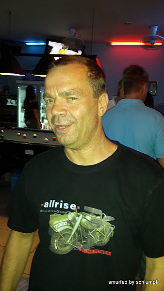 2014-02-19 Smurf Bar