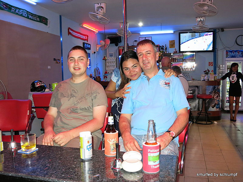 2014-02-20 Smurf Bar
