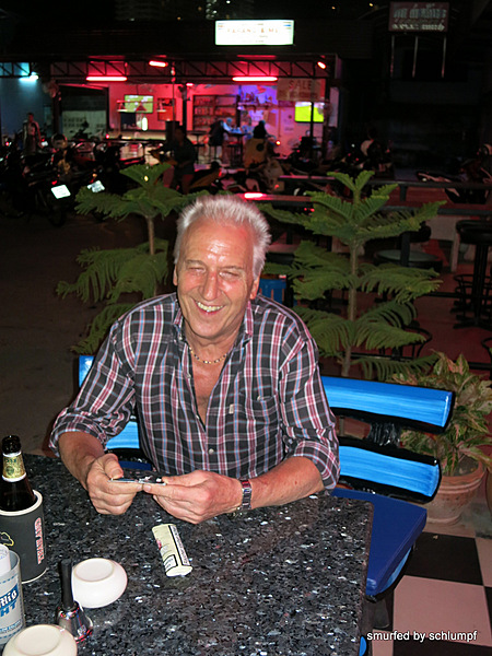 2014-02-23 Smurf Bar