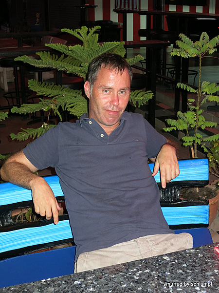 2014-02-26 Smurf Bar