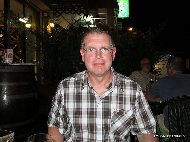 2014-02-26 Smurf Bar