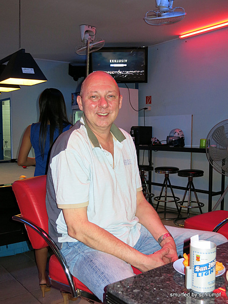 2014-02-27 Smurf Bar