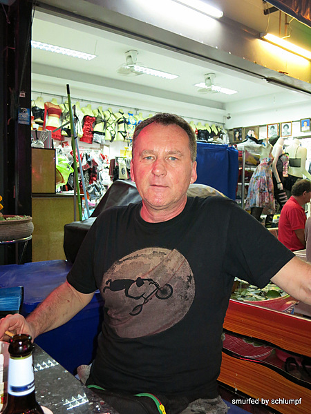 2014-03-01 Smurf Bar