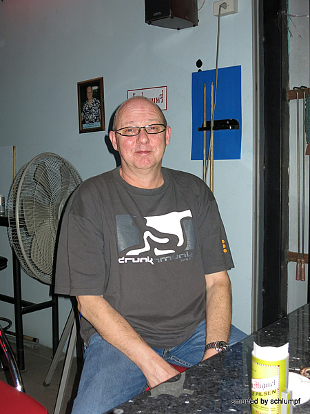 2014-03-04 Smurf Bar